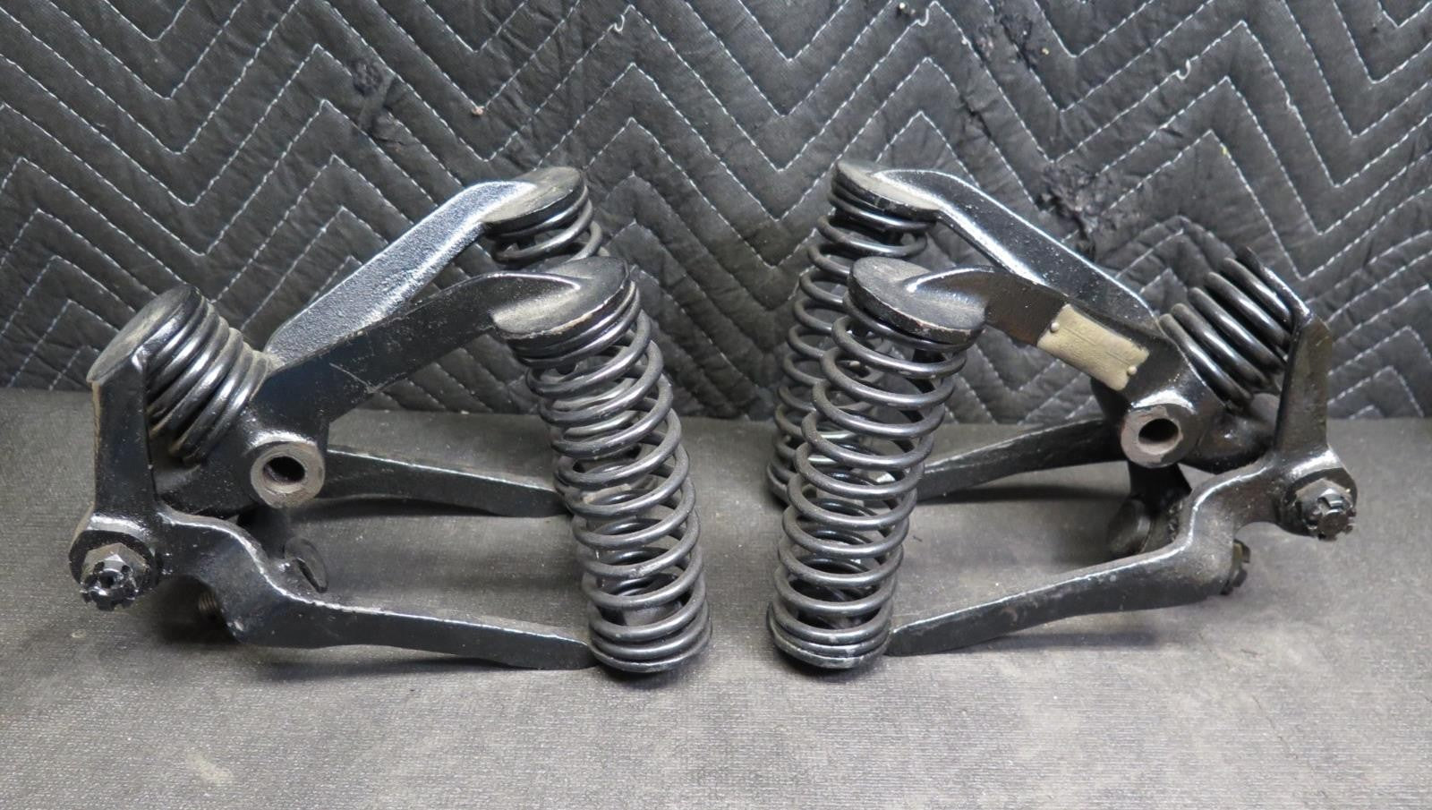 1909 1925 Ford Model T FLOAT-A-FORD REAR SHOCK ABSORBERS D221 & D222