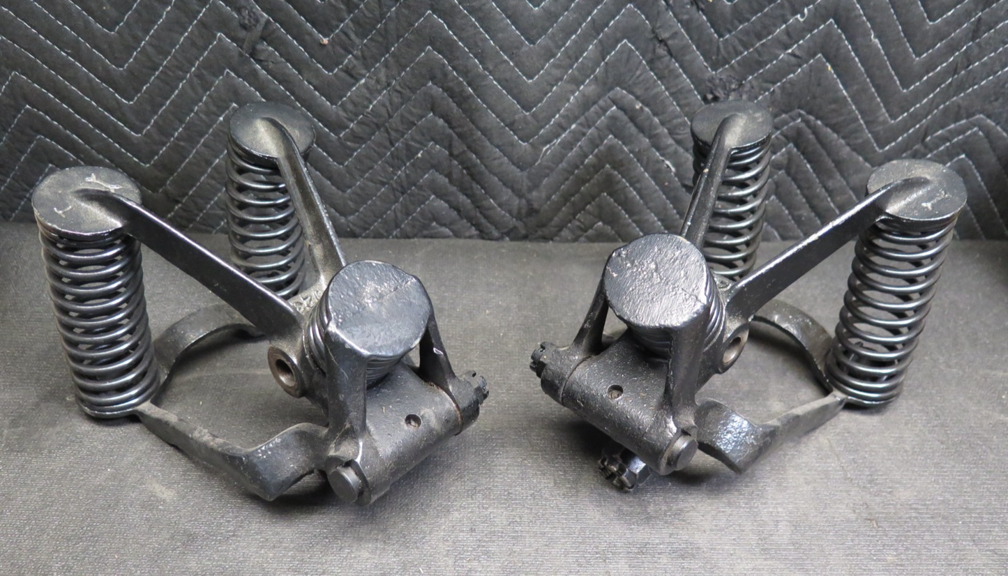 1909 1925 Ford Model T FLOAT-A-FORD REAR SHOCK ABSORBERS D221 & D222