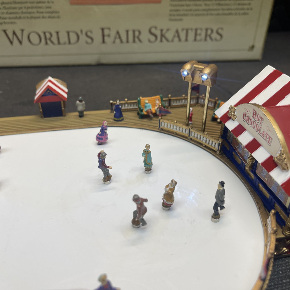 Mr. Christmas Gold Label Collection World's Fair Skaters w/Box 2004 Works *Read*