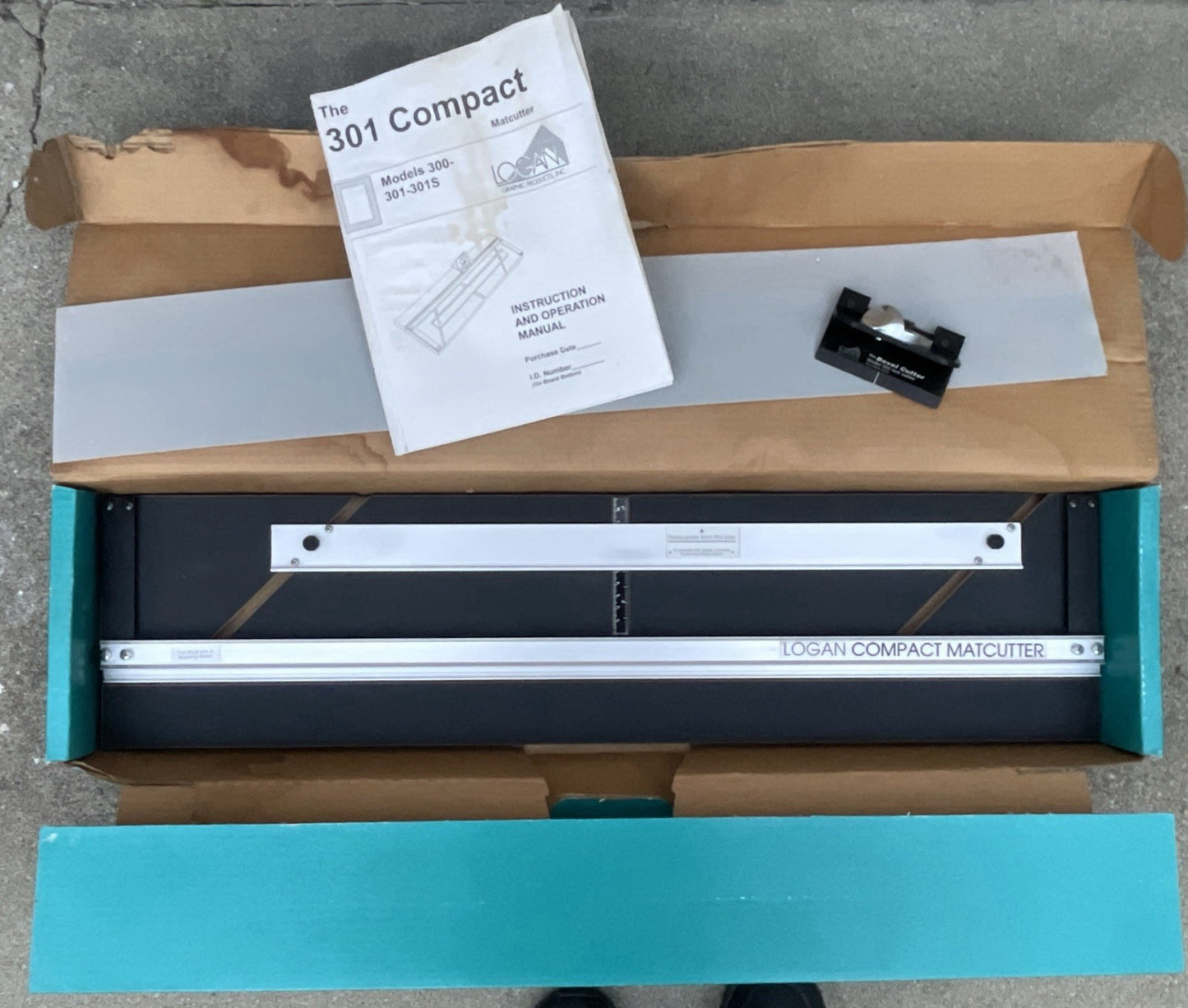 Logan Compact Mat Cutter 301 *Read*