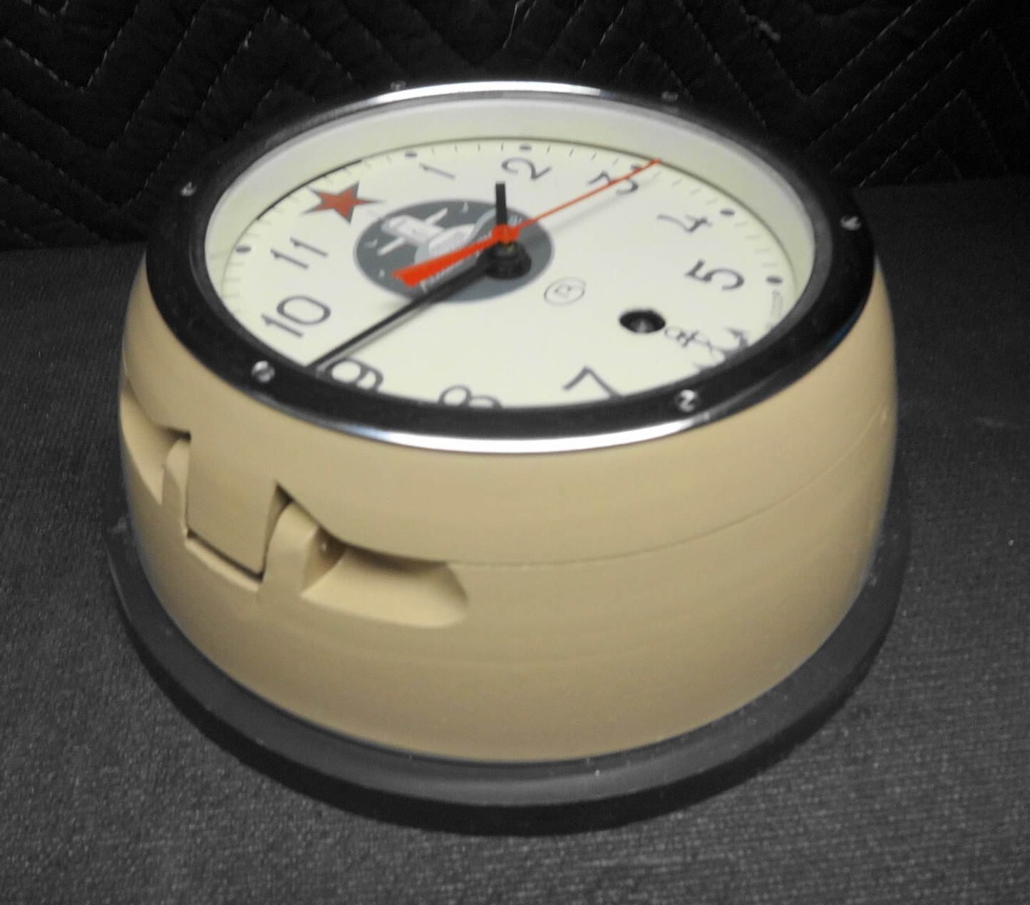 Russian Soviet B CCCP Navy Kauahguyckue Red Star Maritime Submarine Clock & Key