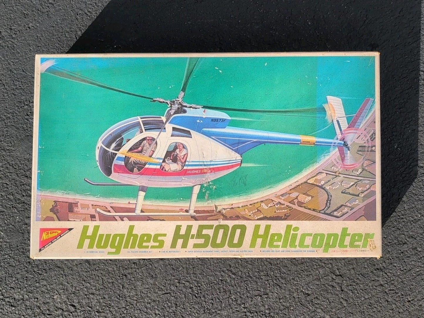 Nichimo Hughes H-500 Helicopter 1/20 Scale Plastic Model Kit