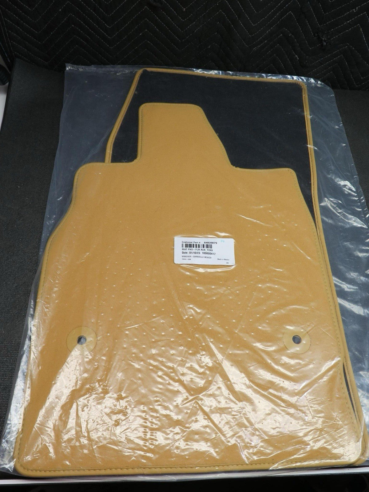 Genuine GM First-Row Carpeted Floor Mats 84839879 - Chevrolet Corvette 2020-2023