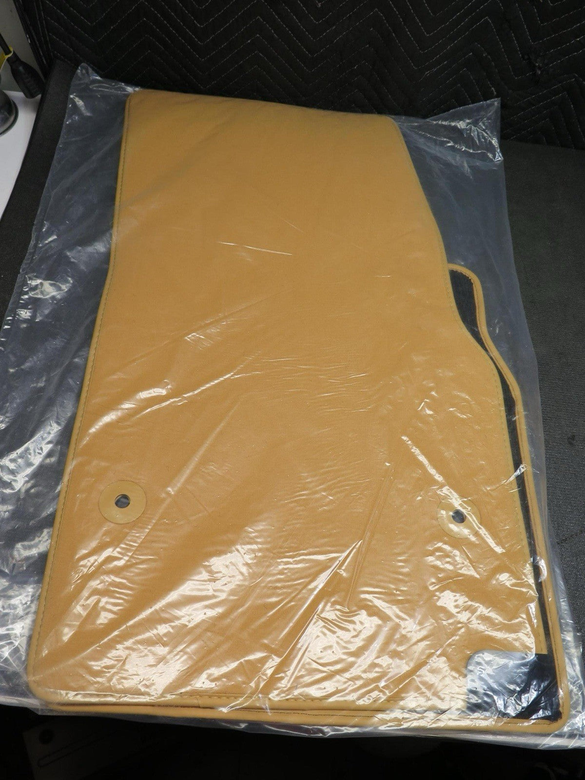 Genuine GM First-Row Carpeted Floor Mats 84839879 - Chevrolet Corvette 2020-2023