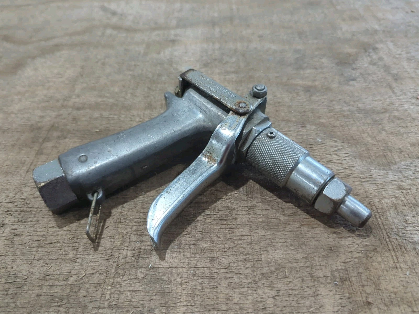 green garde jd9 spray gun Vintage Green Garde JD9-C Spray Gun with Extra Large Nozzle – ineedths
