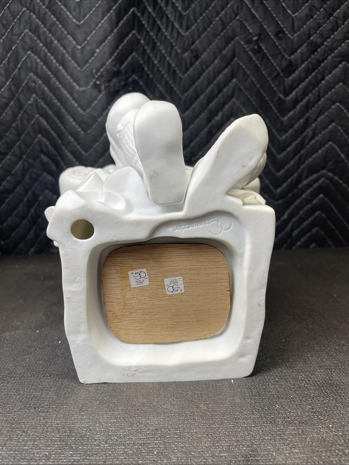 Dept 56  Winter Silhouettes FATHER TIME: "AS TIME GOES BY" MUSIC BOX 78589 WORKS