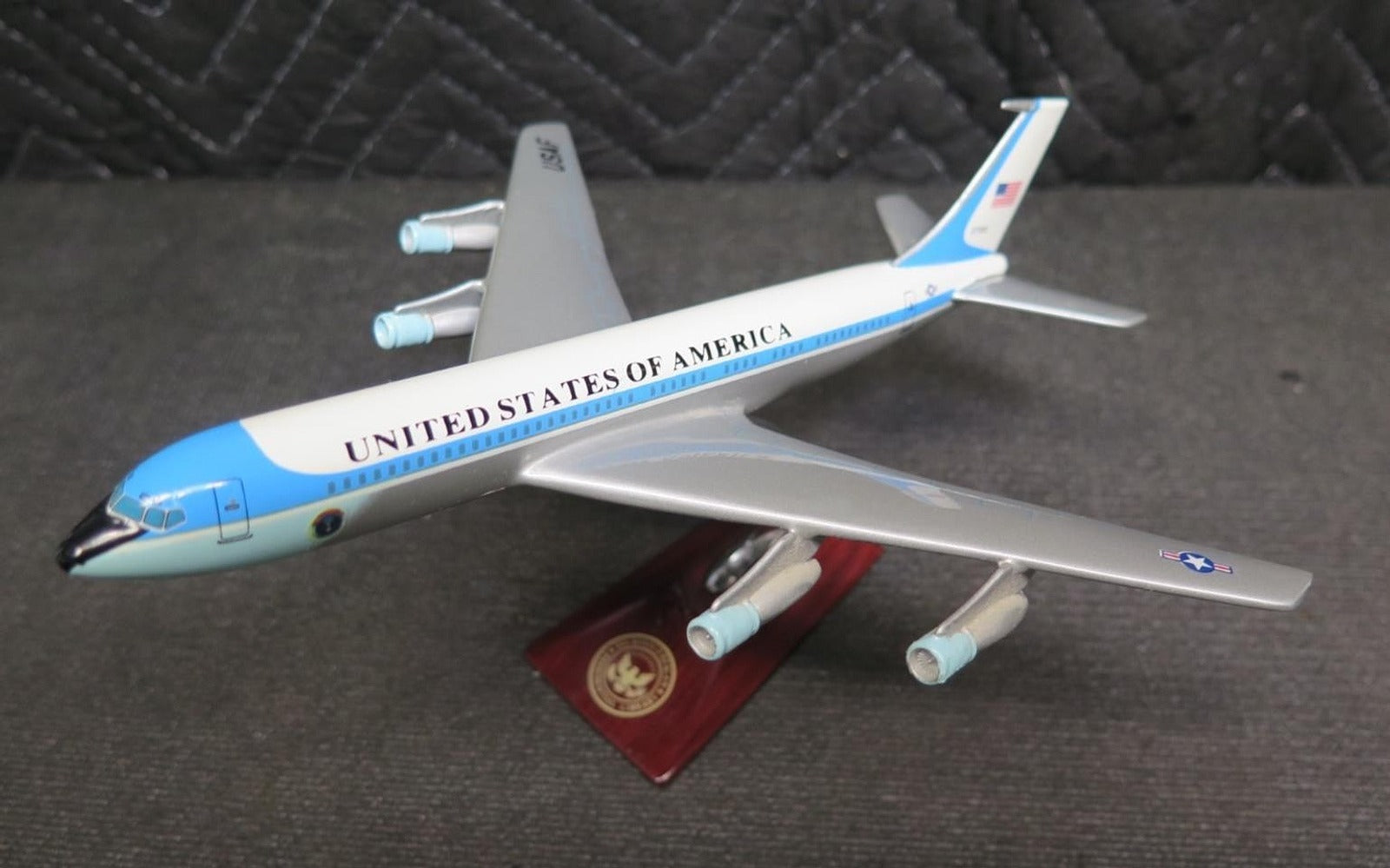 Ronald Regan Library GAT028 Boeing 707-353B/C-137C United States Air Force 1:250
