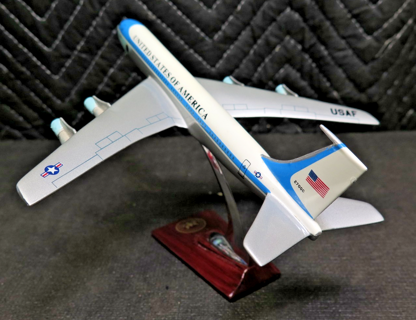 Ronald Regan Library GAT028 Boeing 707-353B/C-137C United States Air Force 1:250