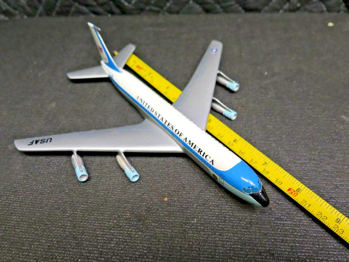 Ronald Regan Library GAT028 Boeing 707-353B/C-137C United States Air Force 1:250