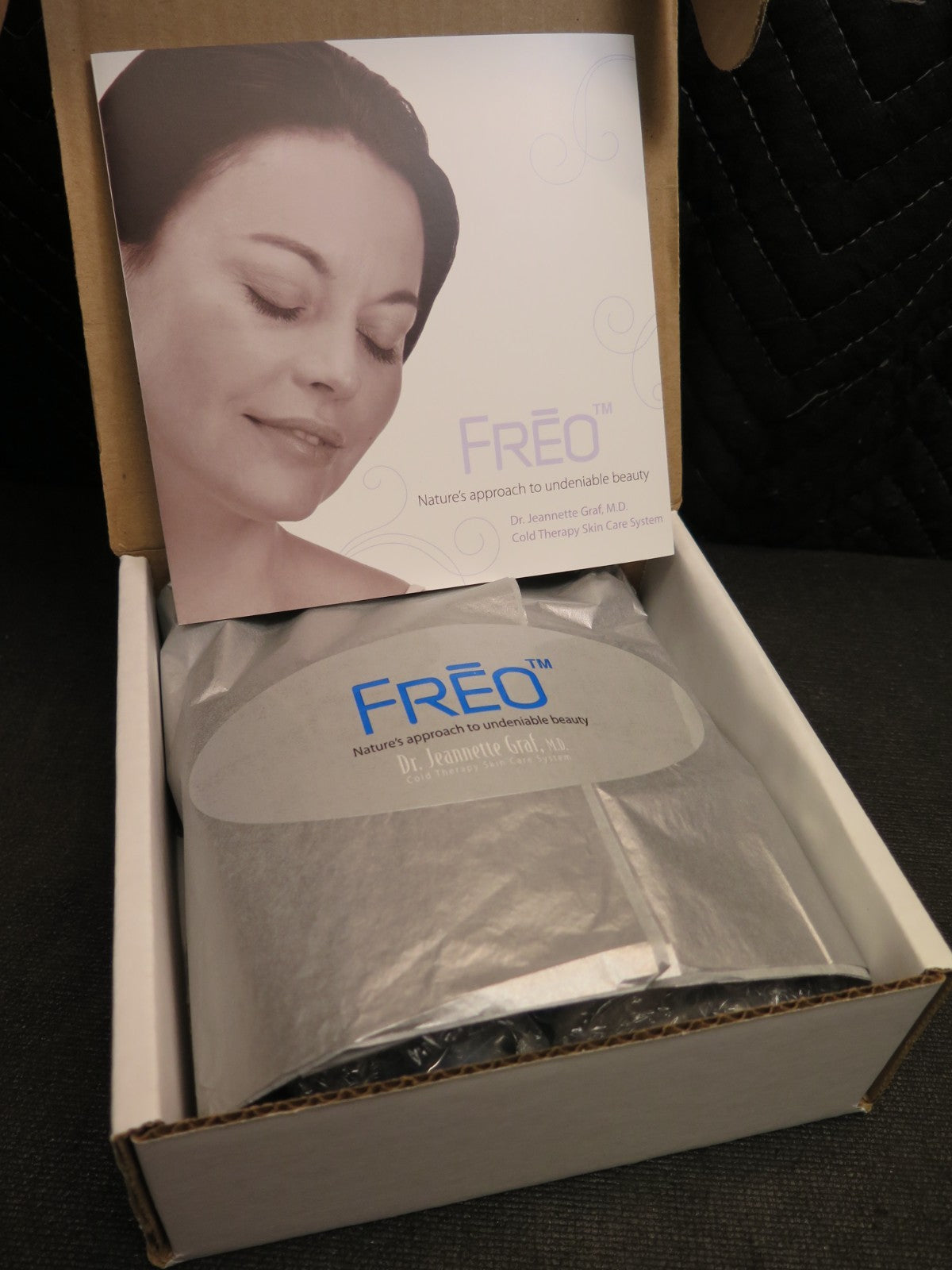 Freo Cool Cooling Wand Anti-Aging Therapy Skin Care System w/ Power Adapter