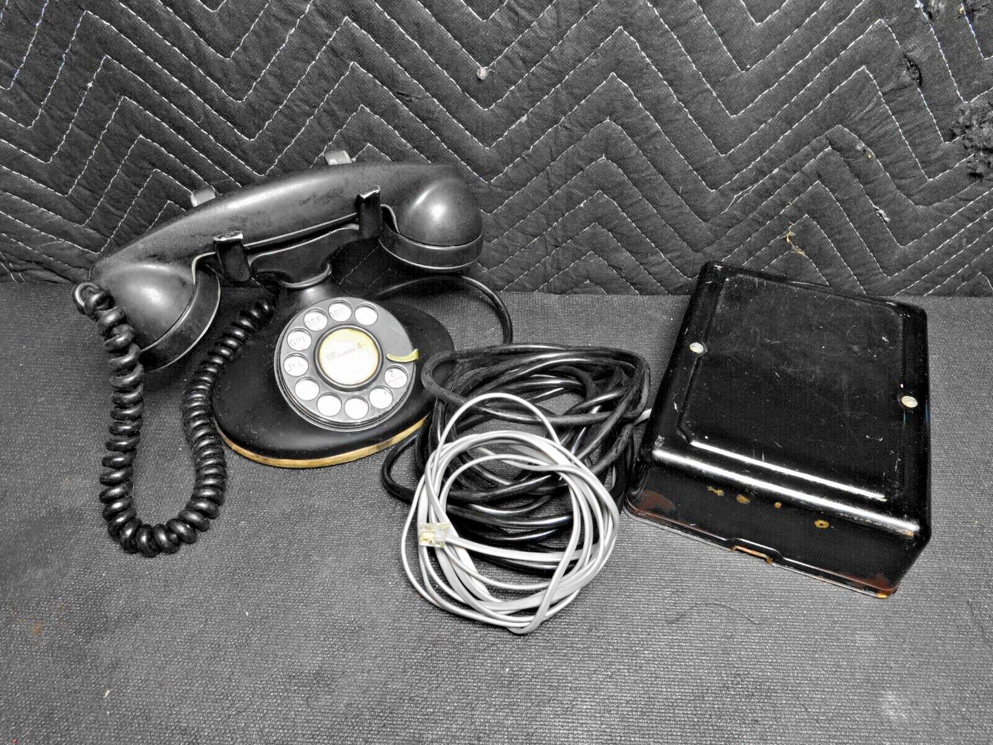 Antique BELL WESTERN ELECTRIC Desk Telephone 102/202 & 684BA Ringer Box