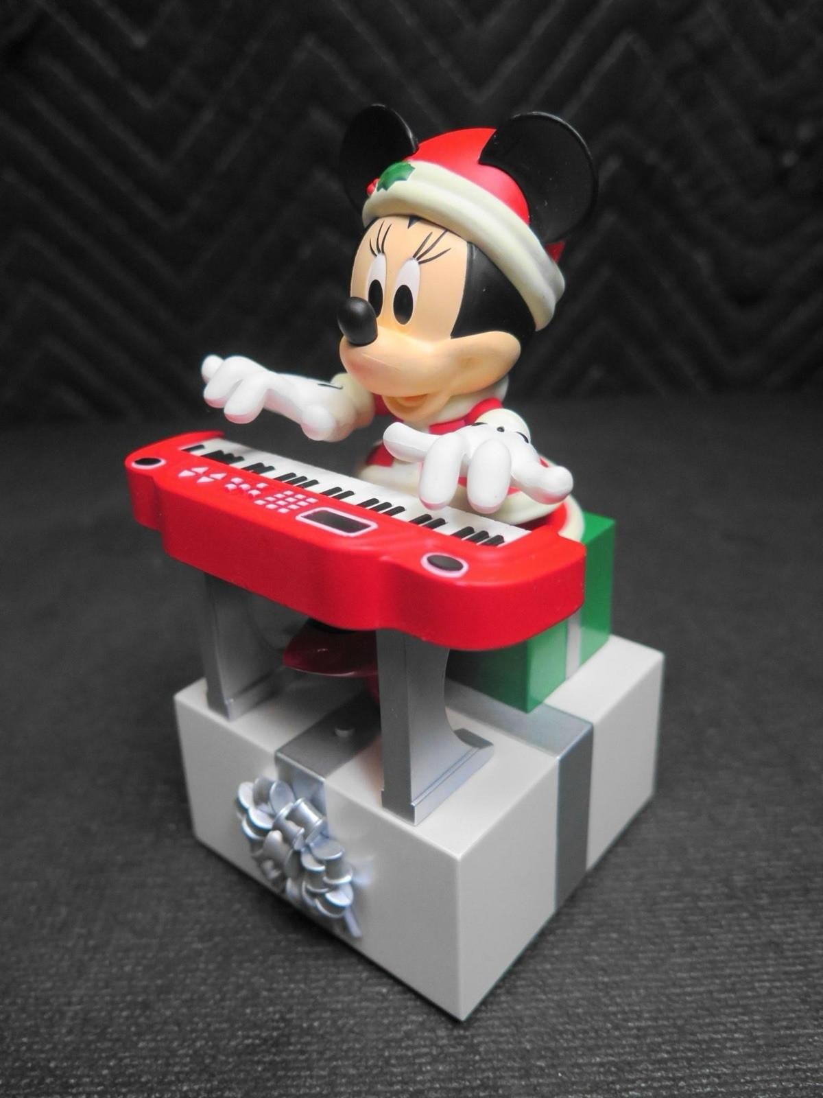 2013 Hallmark Minnie Mouse Disney Wireless Band Ornament Sound & Motion WORKS