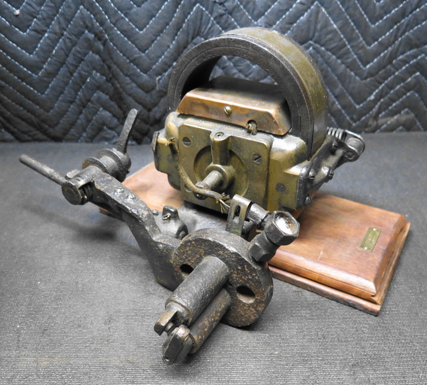 Webster Tripolar Oscillator Magneto Type JY Assembly for Hit & Miss engine
