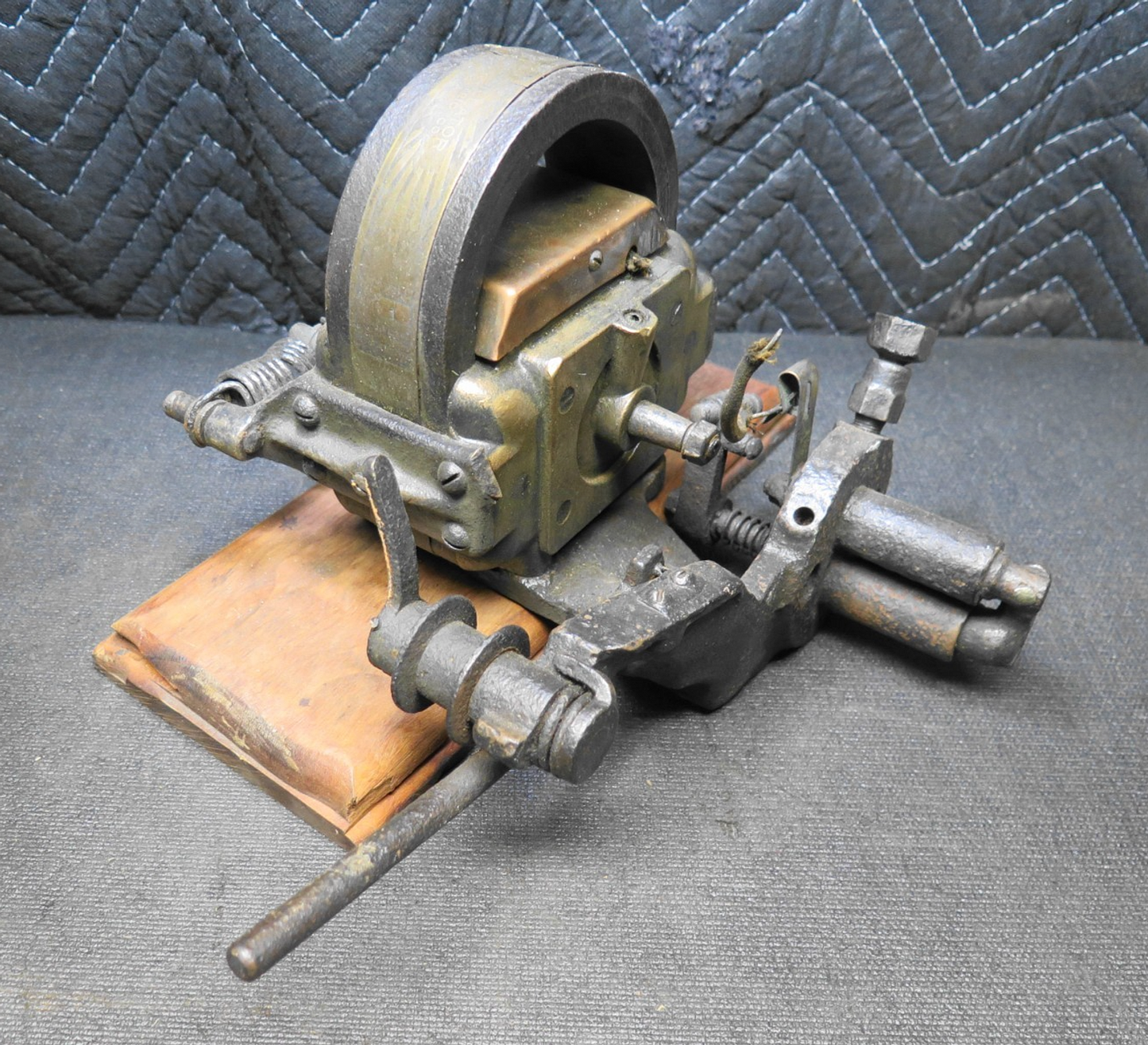 Webster Tripolar Oscillator Magneto Type JY Assembly for Hit & Miss engine