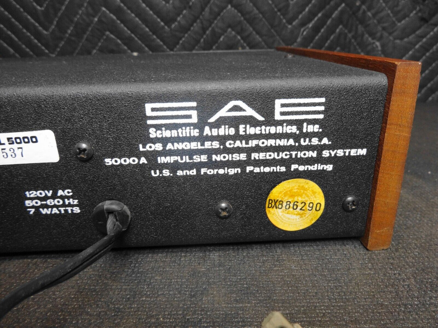 SAE Model 5000A Impulse Noise Reduction System Reduces Clicks Vinyl Records READ