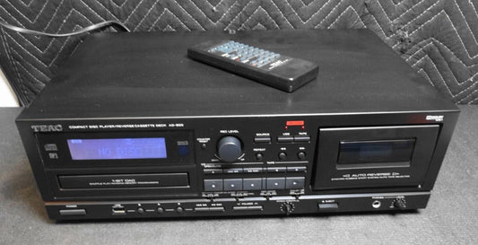 TEAC AD-800 CD/CASSETTE DECK WITH ORIGINAL REMOTE - Serviced