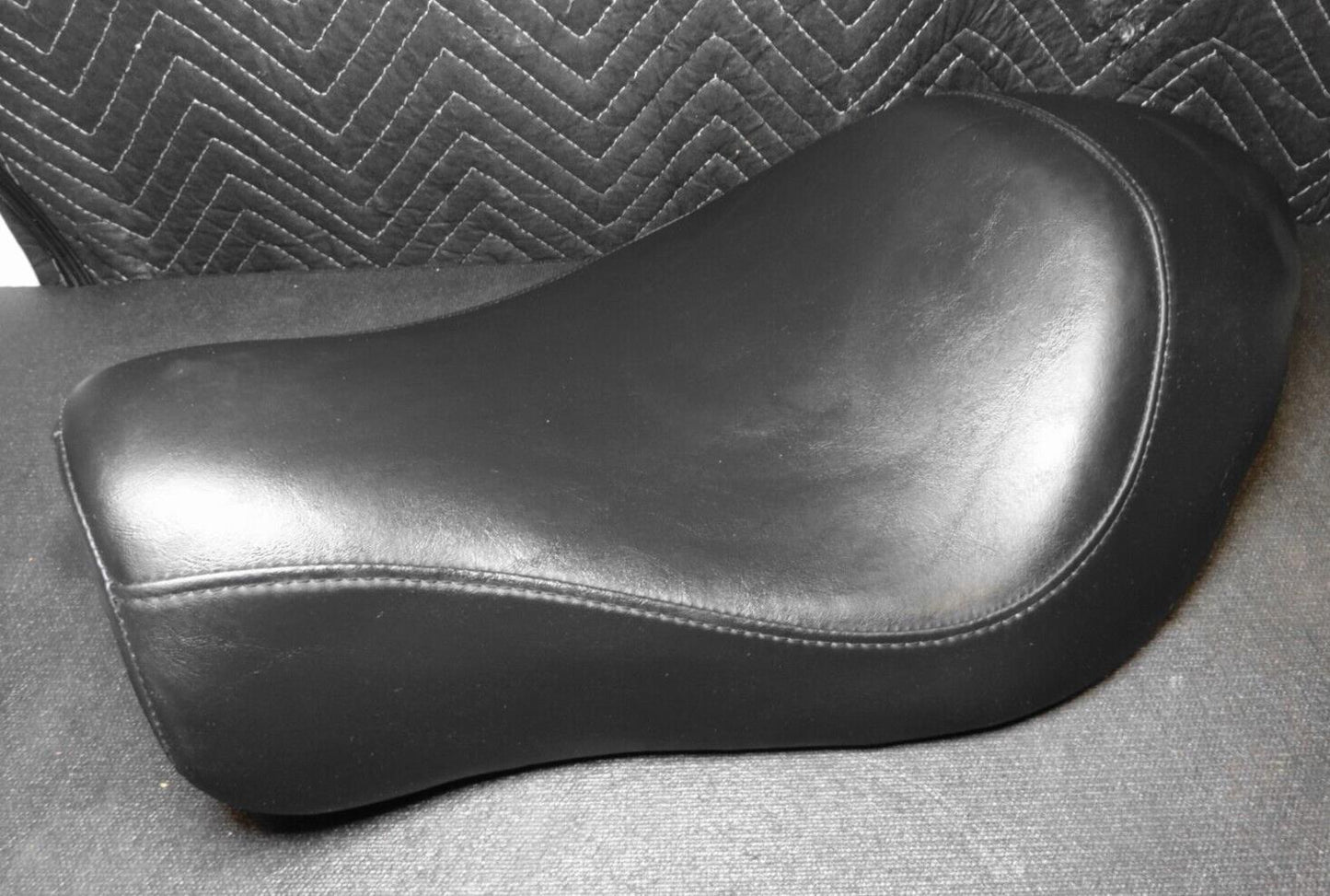 Genuine OEM Harley-Davidson Iron 883 Seat Solo Seat