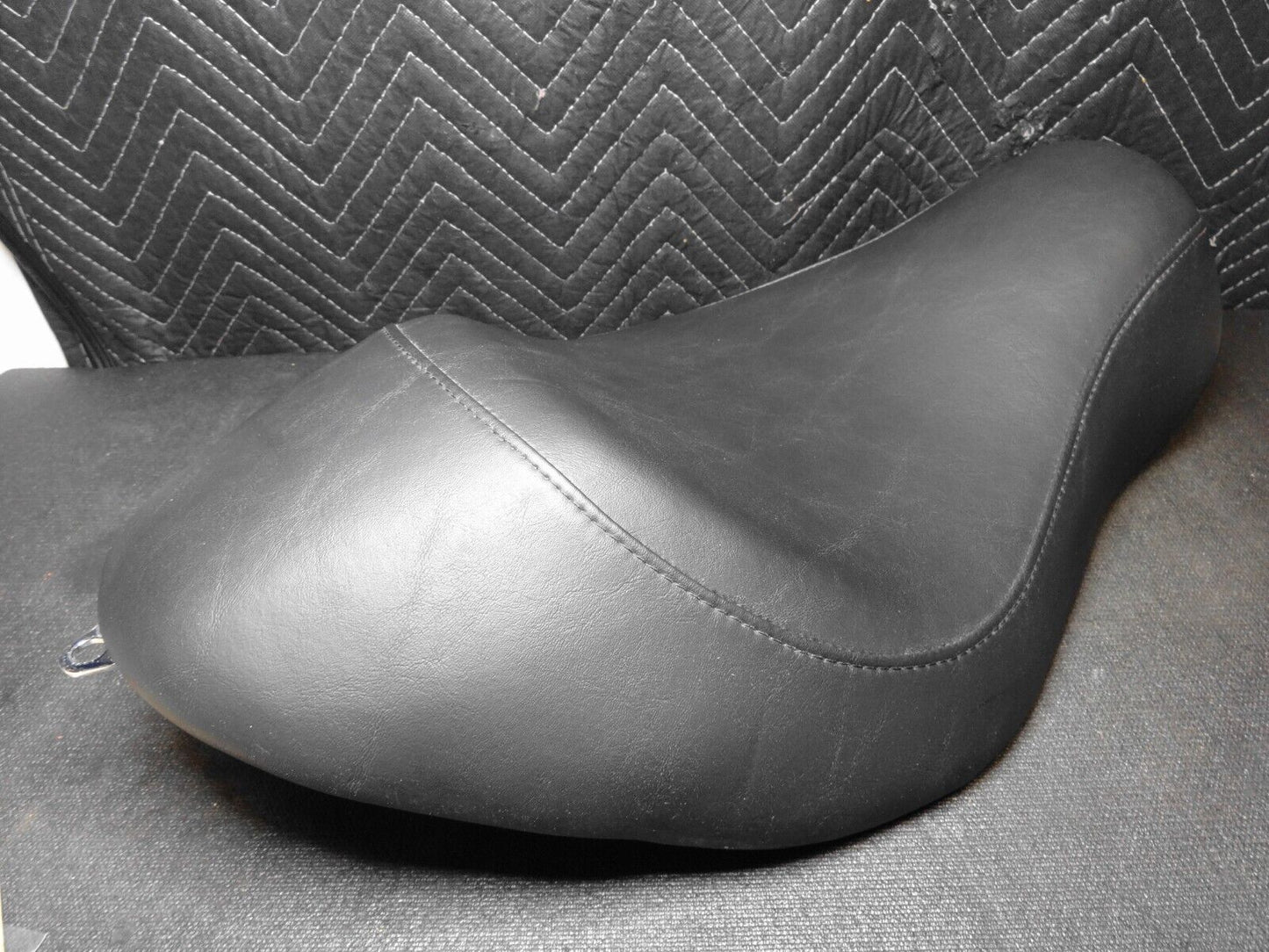 Genuine OEM Harley-Davidson Iron 883 Seat Solo Seat