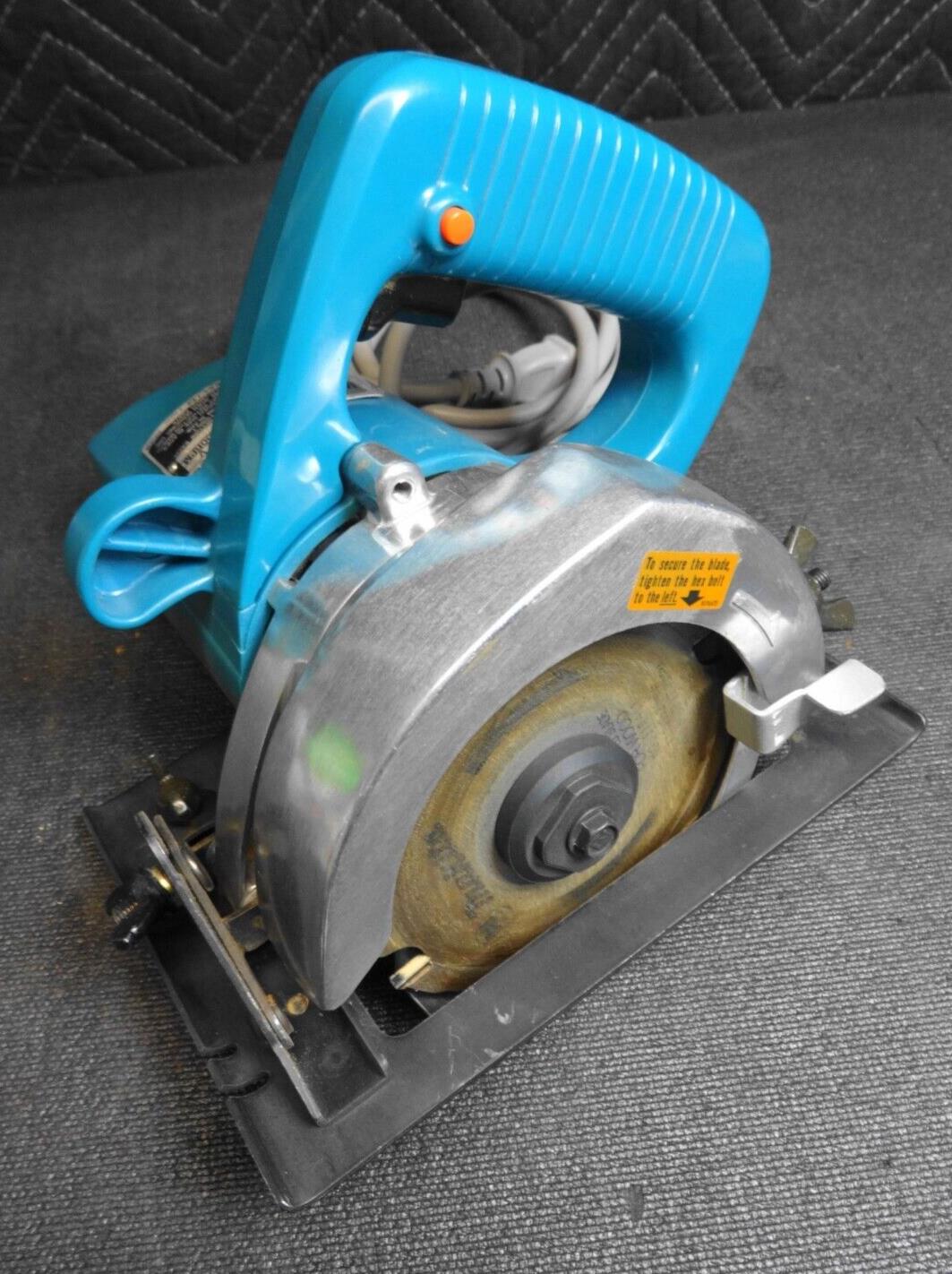 Makita 4200N  4 3/8 Inch Circular Saw - Free Shipping