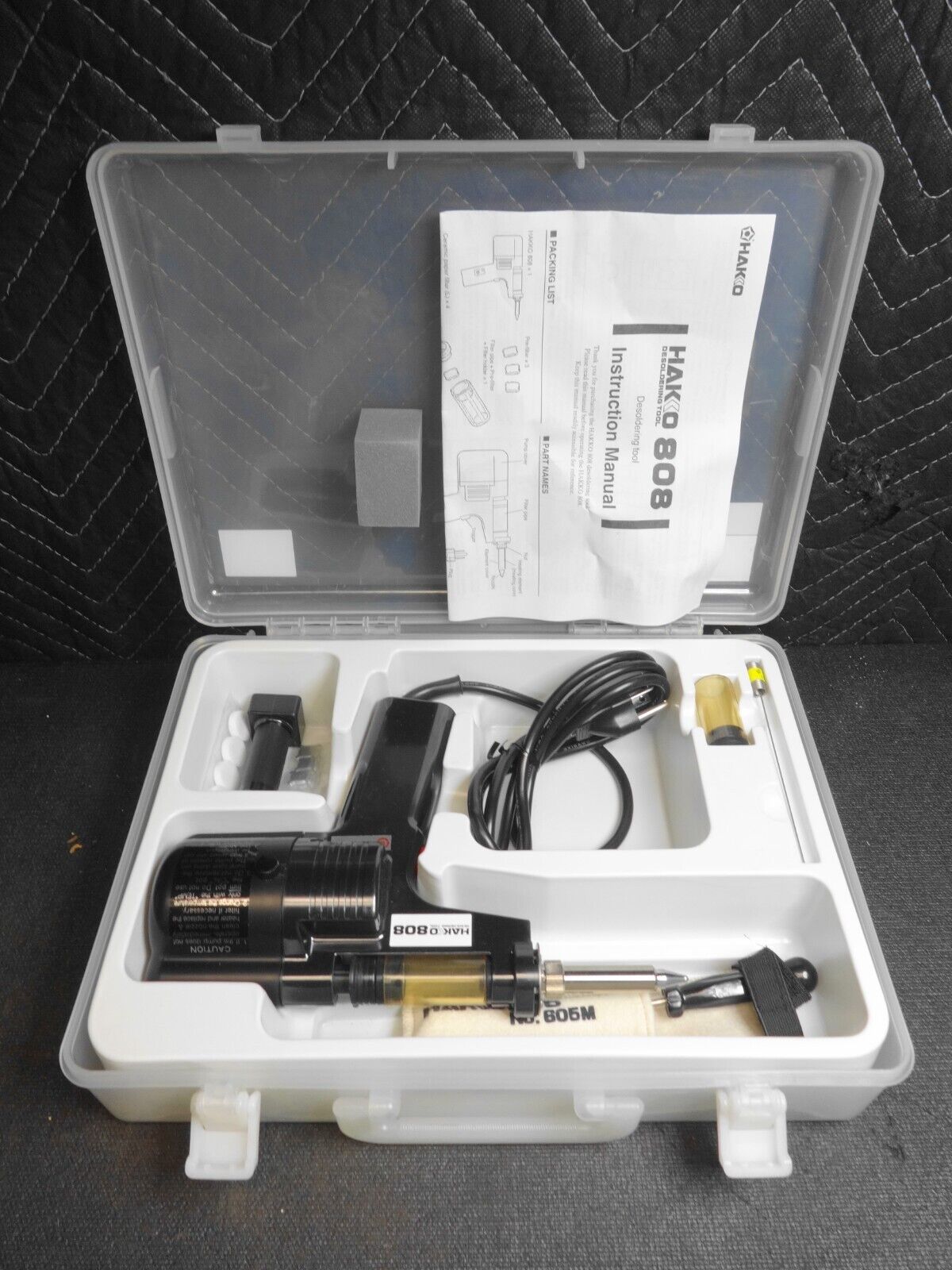 HAKKO 808 Desoldering Gun w/ accessories and case 808 KIT/P Complete LNIB Cond