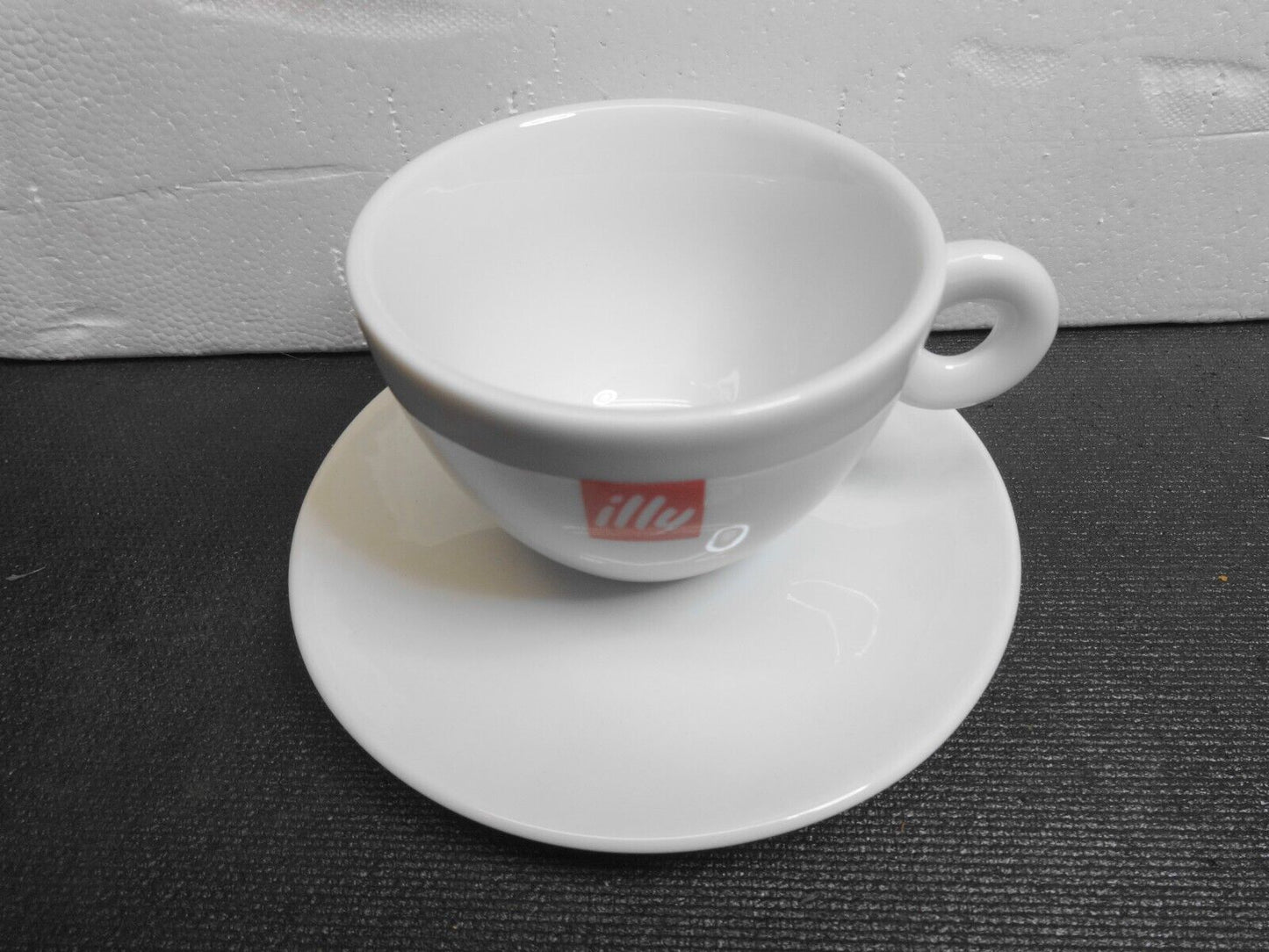 Set of 6 ILLY White Red Logo Coffee Cups & Saucers, O Handle, Italy, 12 Pcs