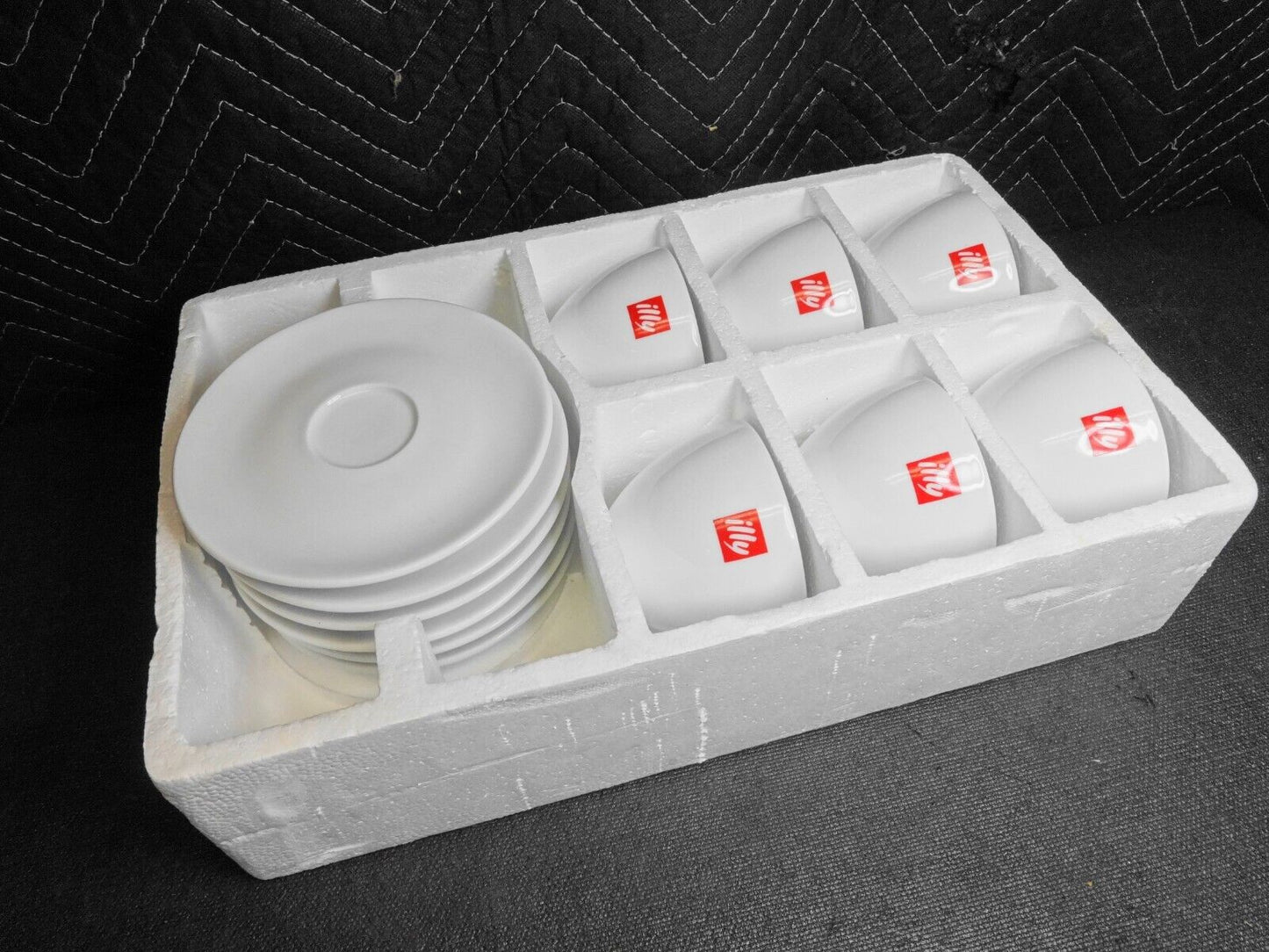 Set of 6 ILLY White Red Logo Coffee Cups & Saucers, O Handle, Italy, 12 Pcs