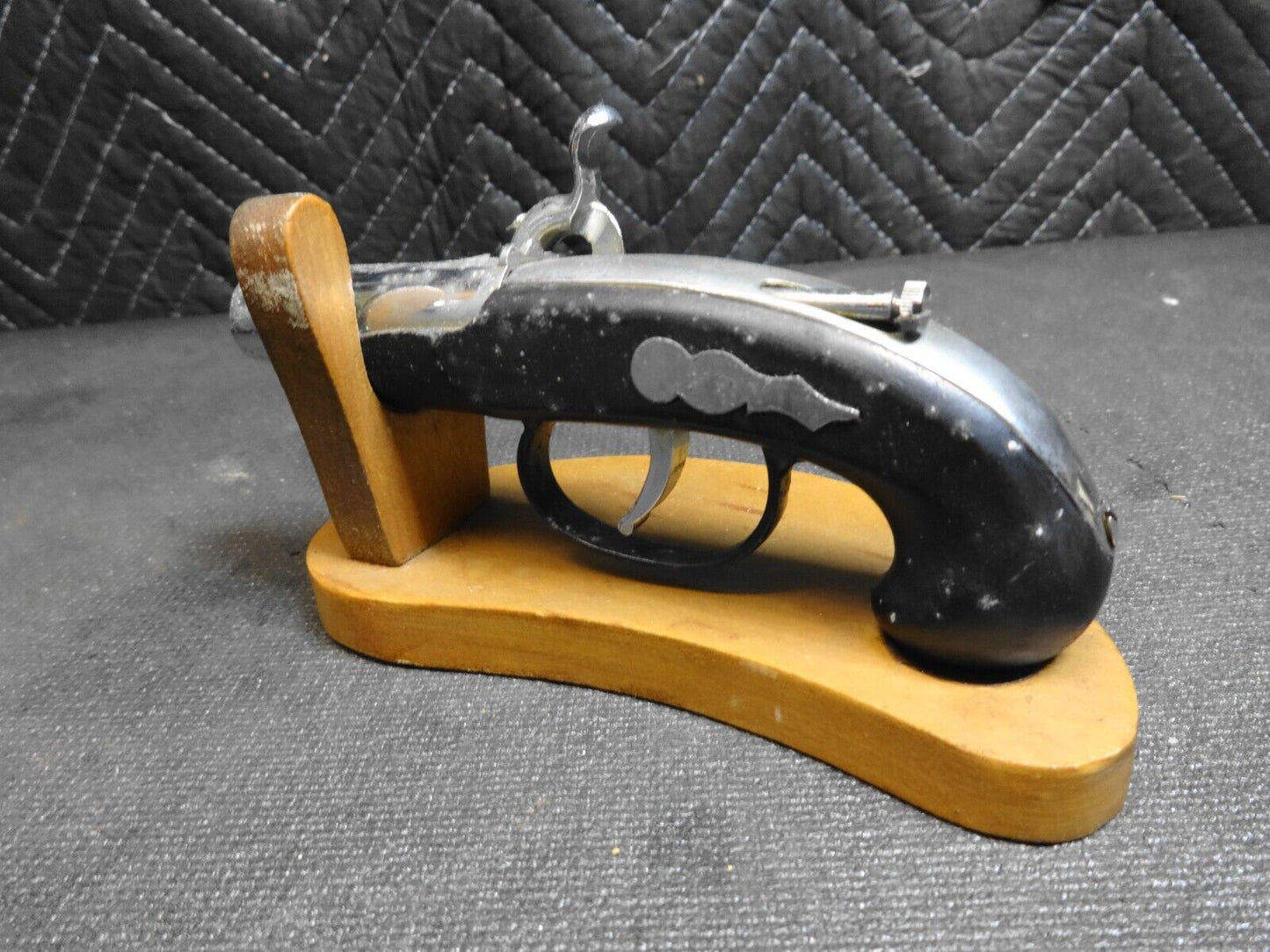 Vintage Flintlock Pistol Gun Style Cigarette Lighter With Wooden Stand Japan