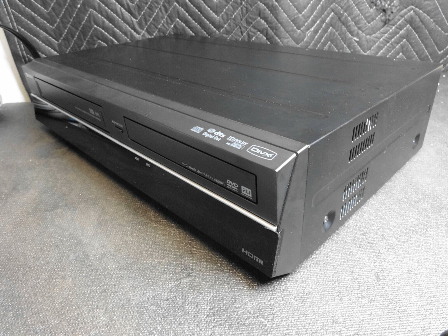 Toshiba DVR620 DVD & VHS Recorder Combo w/ Remote 1080p Upconversion *SERVICED*