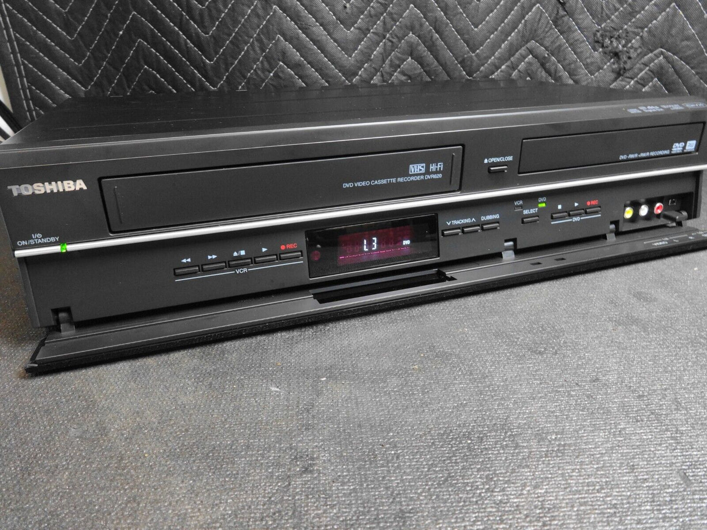 Toshiba DVR620 DVD & VHS Recorder Combo w/ Remote 1080p Upconversion *SERVICED*