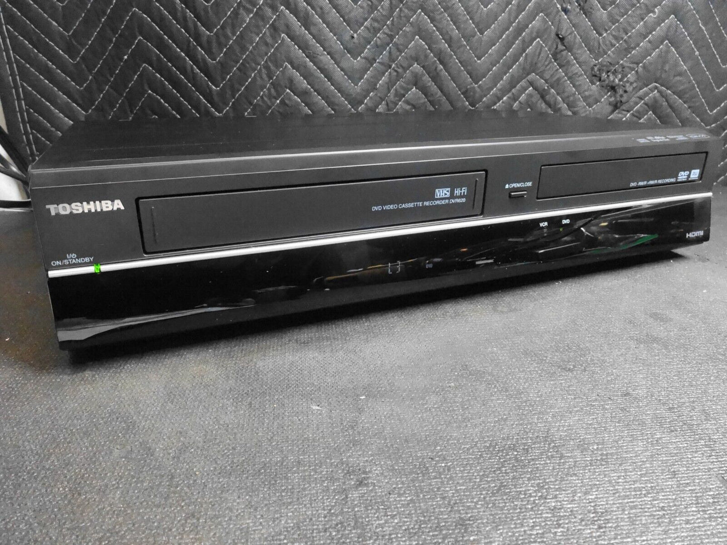 Toshiba DVR620 DVD & VHS Recorder Combo w/ Remote 1080p Upconversion *SERVICED*