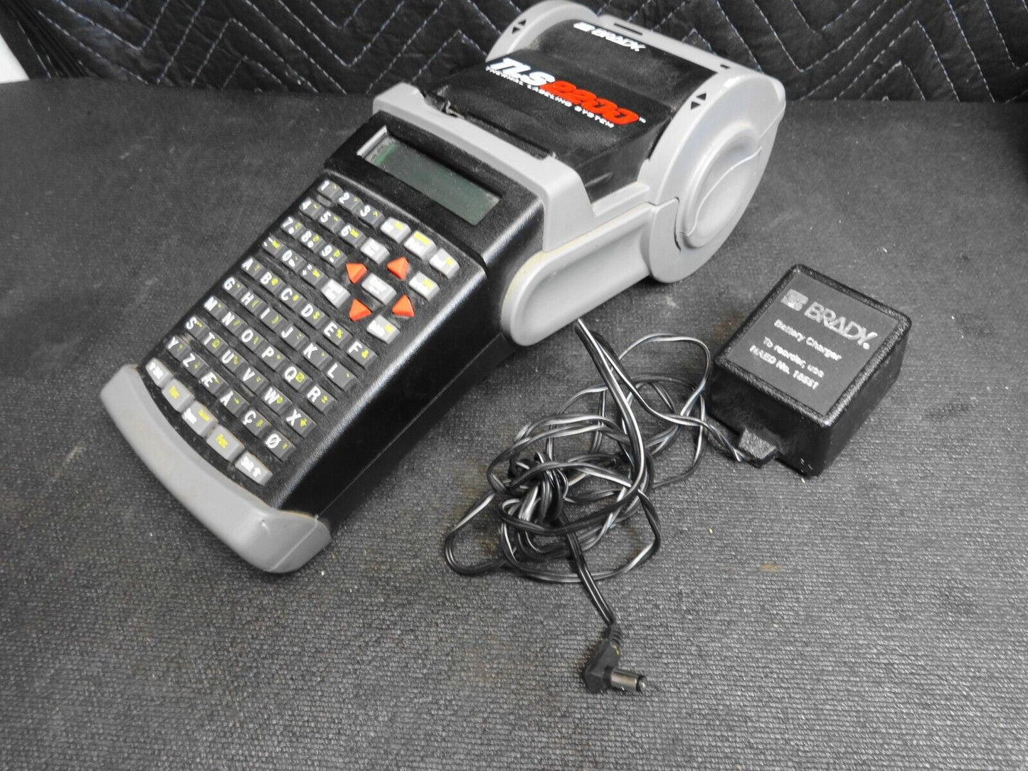 BRADY TLS2200 PORTABLE LABEL PRINTER w/ Power Adapter