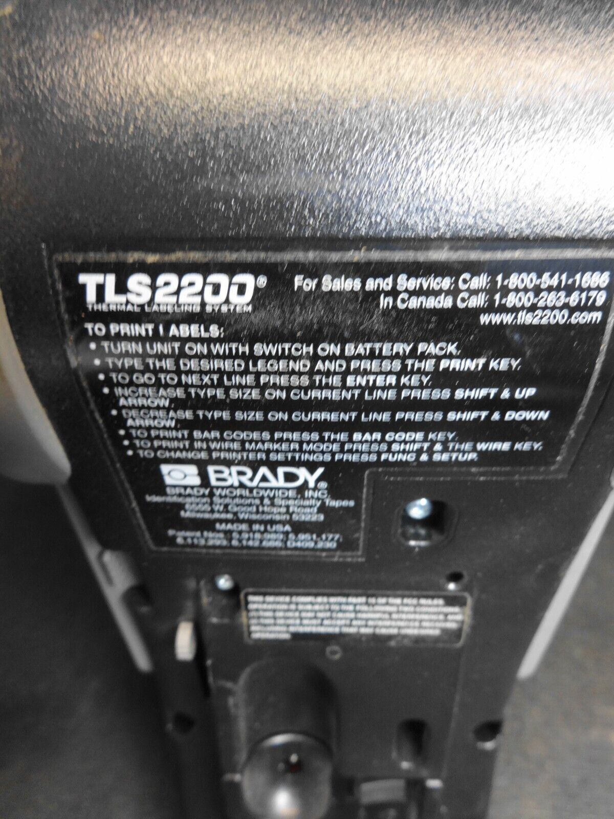 BRADY TLS2200 PORTABLE LABEL PRINTER w/ Power Adapter