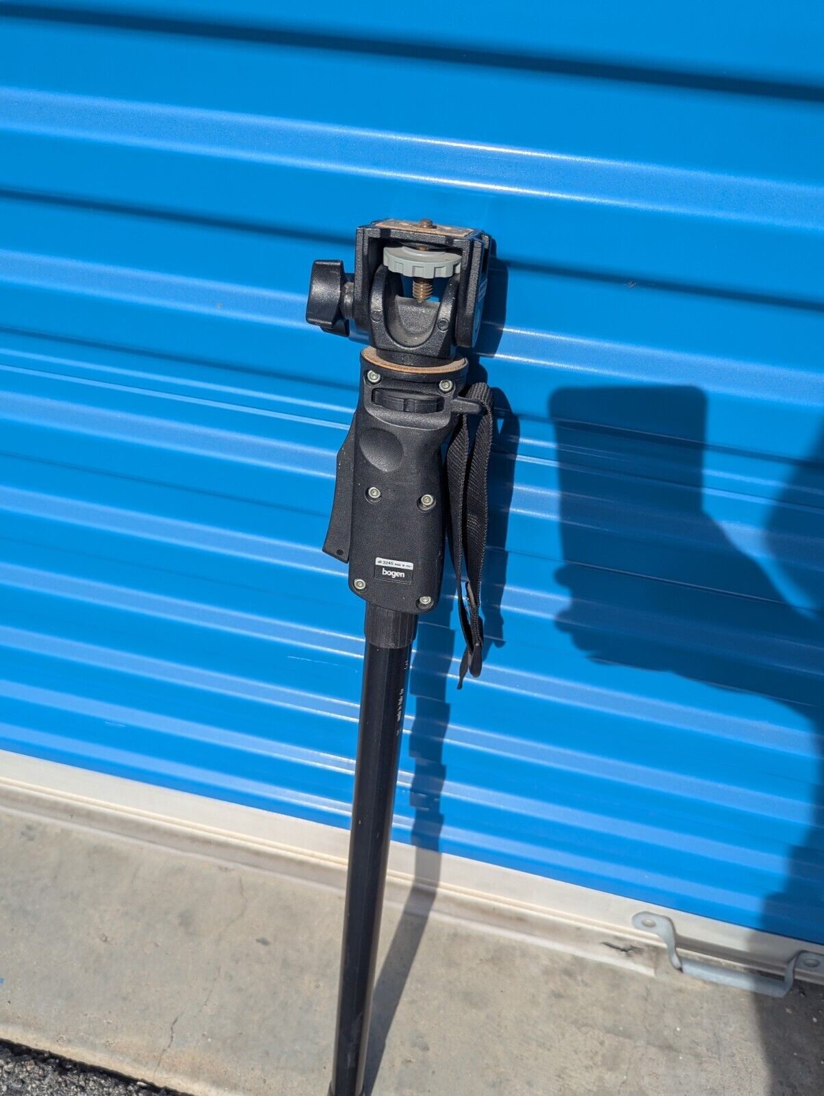 Excellent Automatic Monopod - Bogen Manfrotto 3245 With 234 Pan/Tilt head