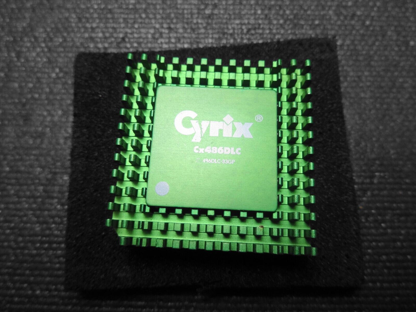 Cyrix CX486DLC-33GP CPU 33MHz Socket PGA132 Processor Ceramic w/ Heatsink