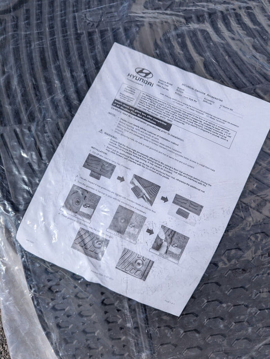 OEM Hyundai Santa Fe 7-passenger 4-piece All Weather Floor Mat Set - B8013-ADU00