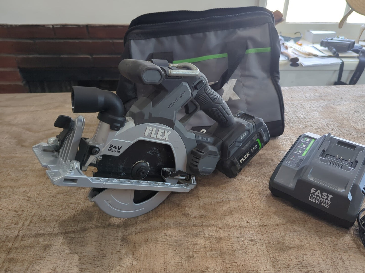 FLEX 24-volt 6-1/2" Brushless Cordless Circular Saw Kit - FX2131A