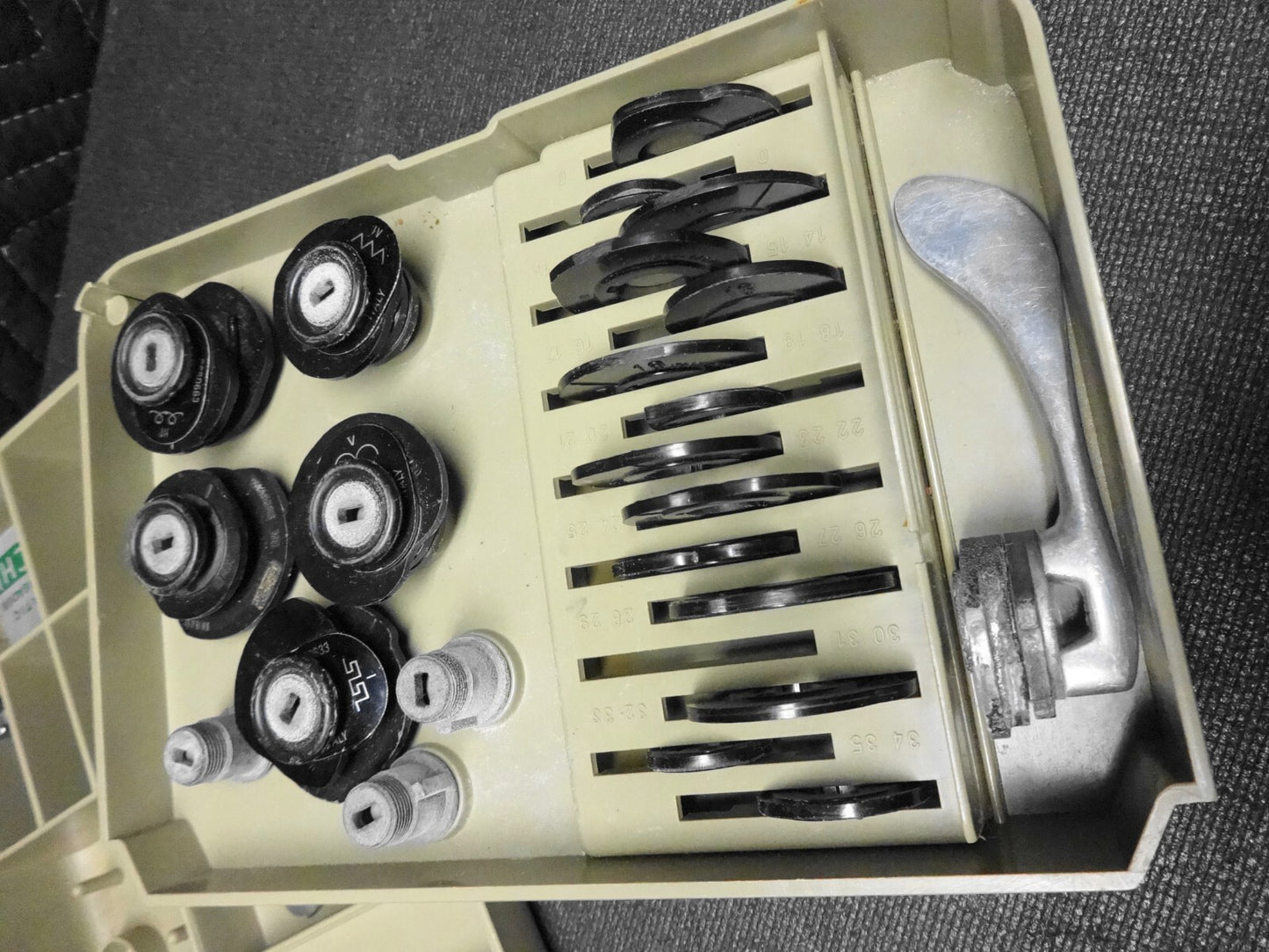 VTG Necchi Supernova Sewing Machine Kit - Accessories, Cams, Feet