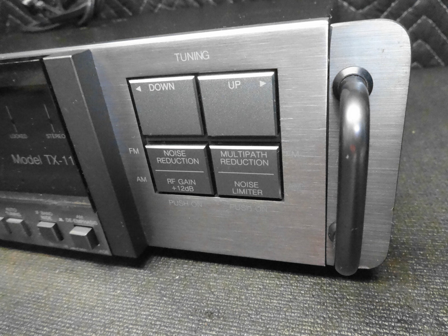 Carver TX-11a Asymmetrical Charge Coupled FM w/ Rack Ears - Stereo Tuner