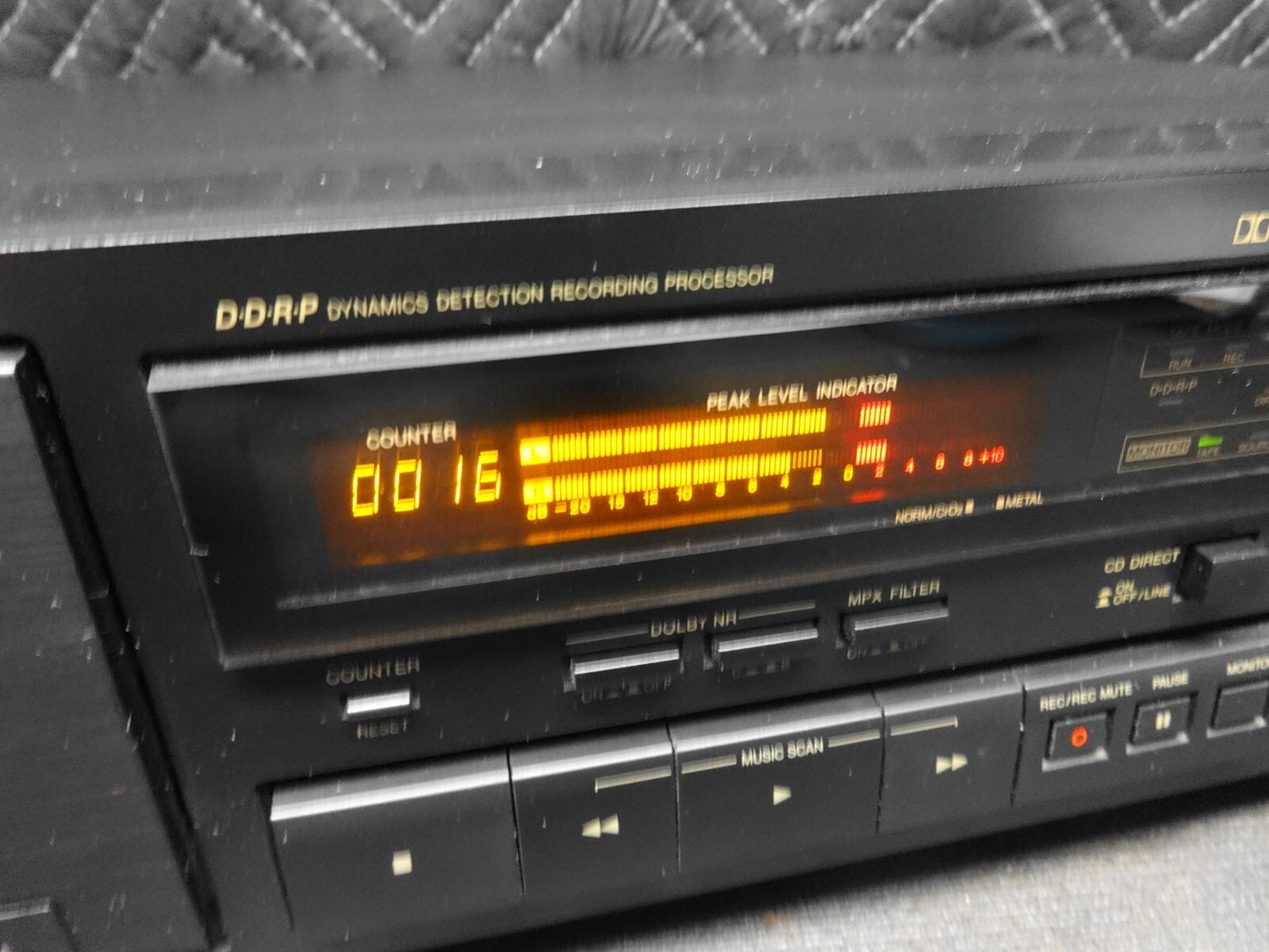 JVC Model TD-V531 Stereo 3 Head Cassette Tape Deck Recorder Dolby B/C/HX Pro