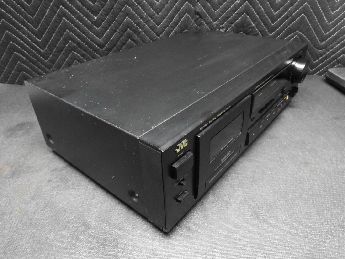 JVC Model TD-V531 Stereo 3 Head Cassette Tape Deck Recorder Dolby B/C/HX Pro