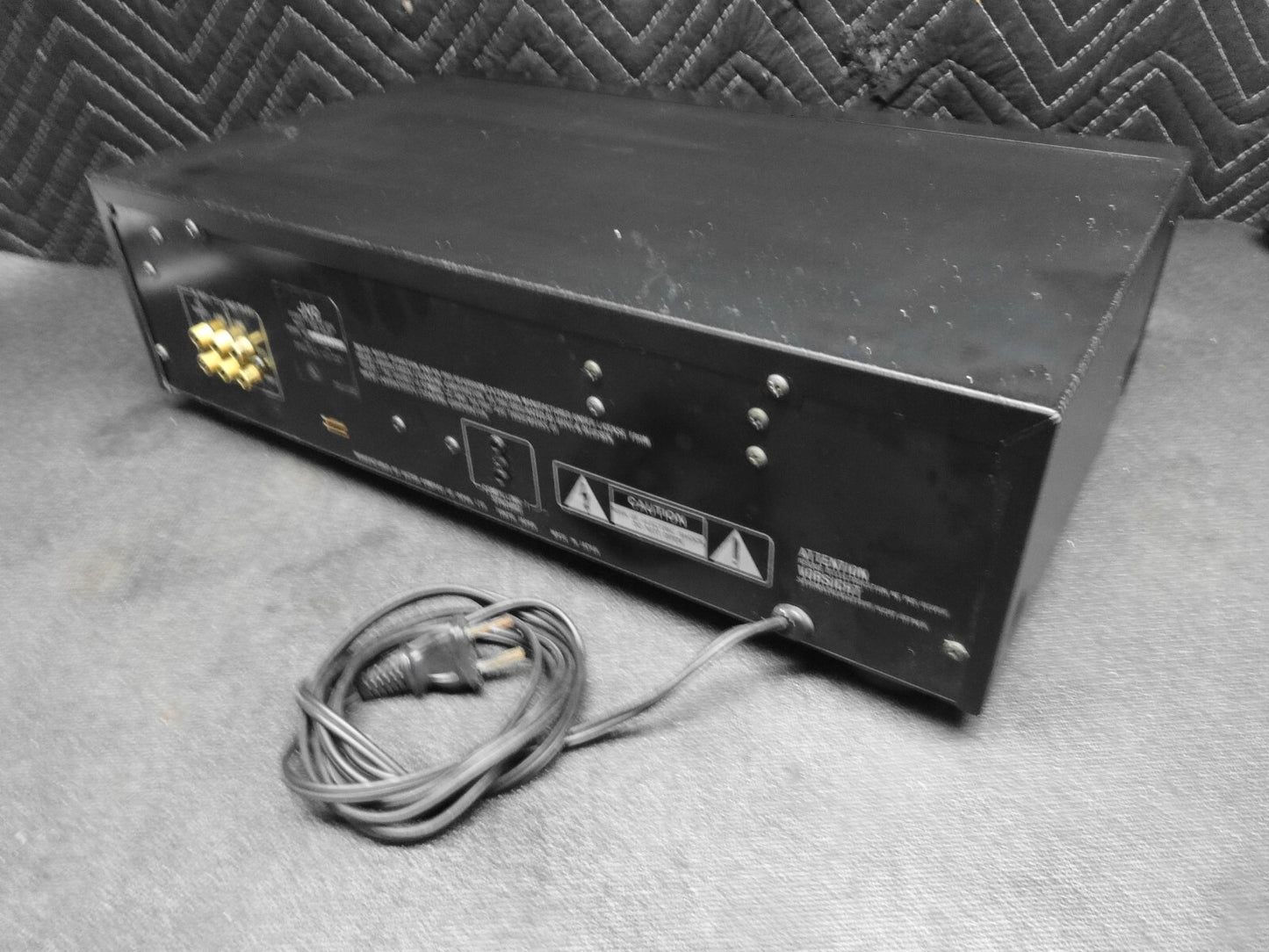 JVC Model TD-V531 Stereo 3 Head Cassette Tape Deck Recorder Dolby B/C/HX Pro