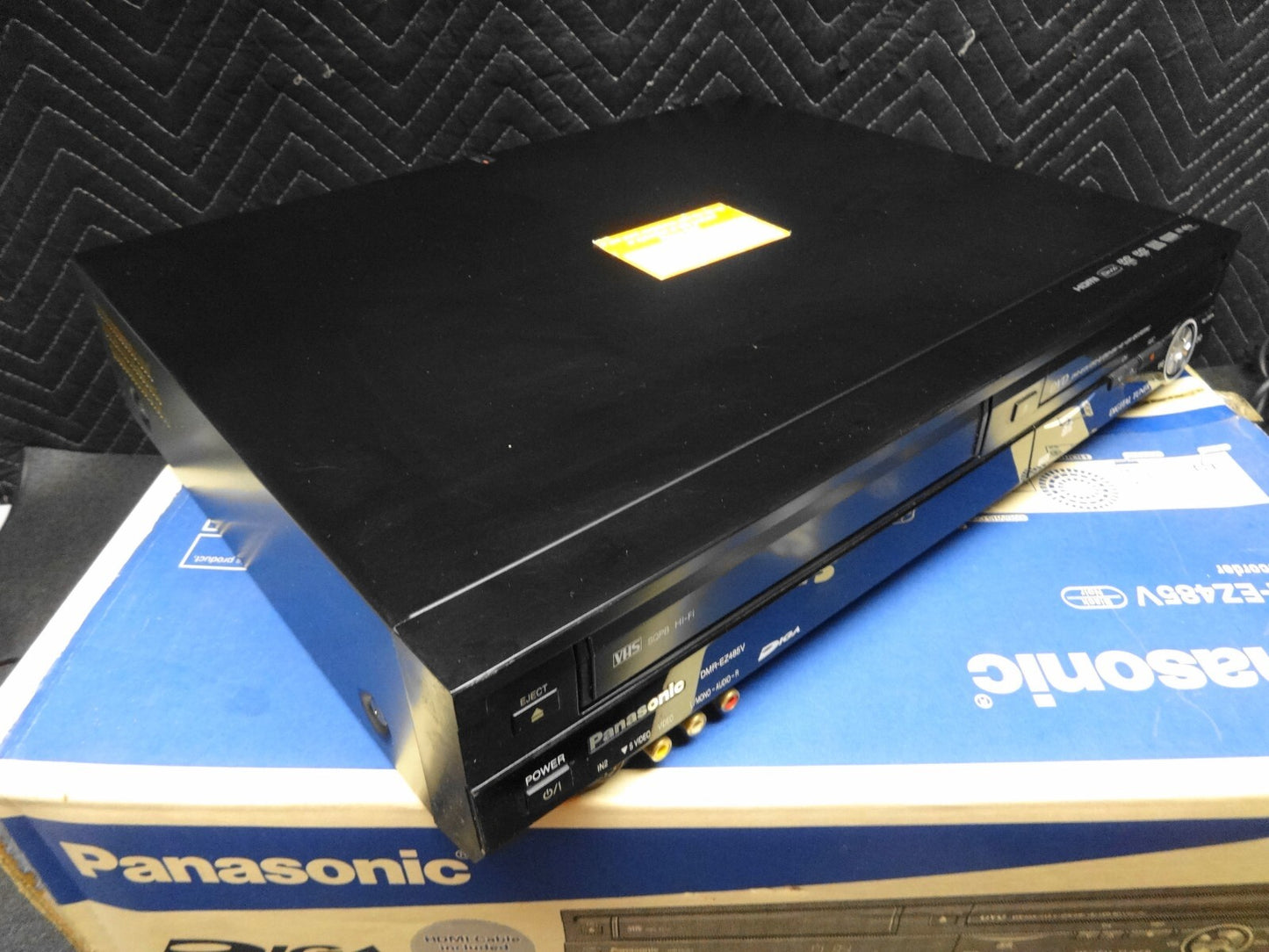 Panasonic DMR-EZ485V DVD Recorder DVD/VCR Combo HDMI w/ Remote - *SERVICED*