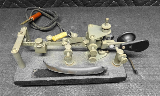 Lionel Army Signal Corps J-36 - Telegraph HAM Morse Code Key Vibroplex Style Bug
