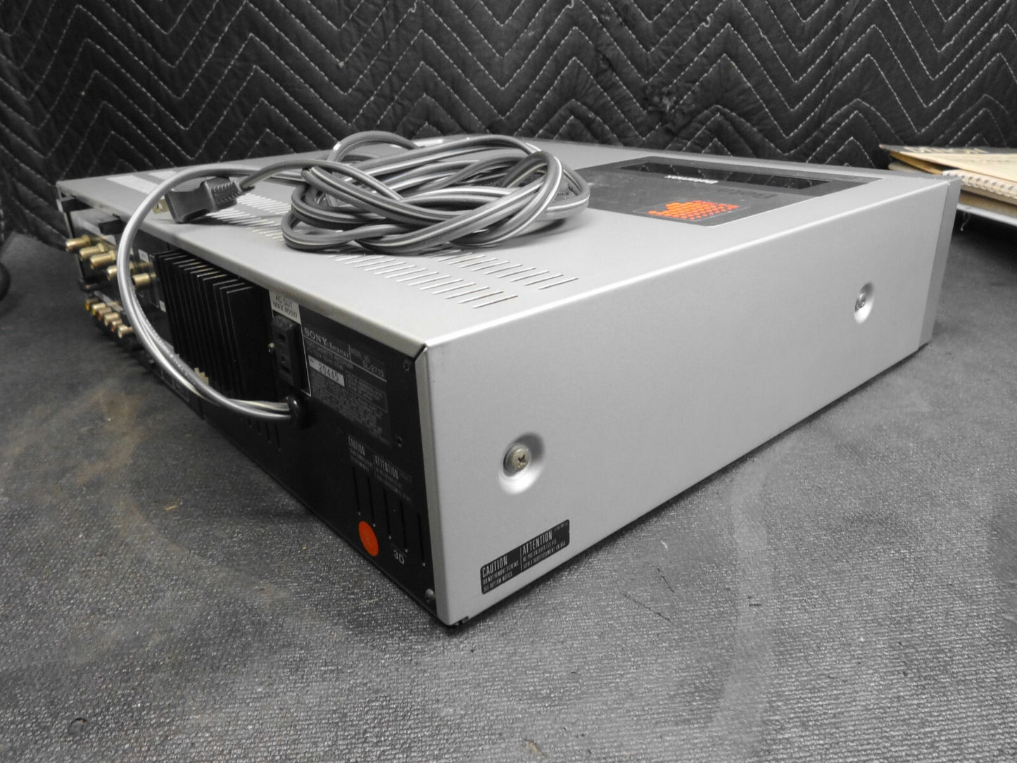 Vintage SONY BETAMAX SL-2710 - *SERVICED*