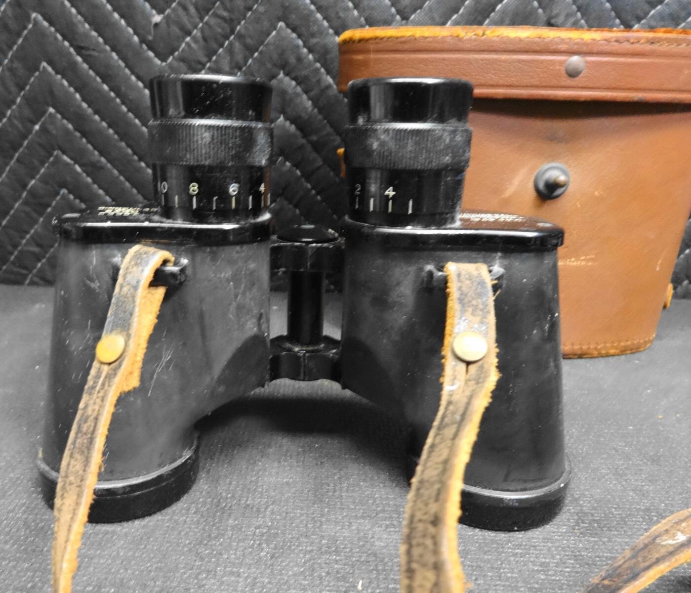 UNIVERSAL CAMERA CORP BINOCULARS M6 6×30 WW2 US ARMY ISSUE 1942 + M17 Case