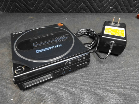 Sony D-T3 Discman Portable CD Player w/ Power Adapter - FM Tuner Works