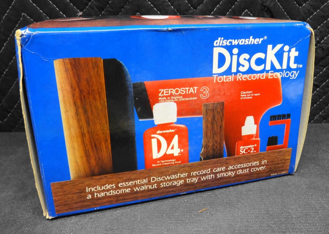 Vintage DiscKit In Original Box & Case w/ Zerostat Gun Discwasher Brush D4 Fluid