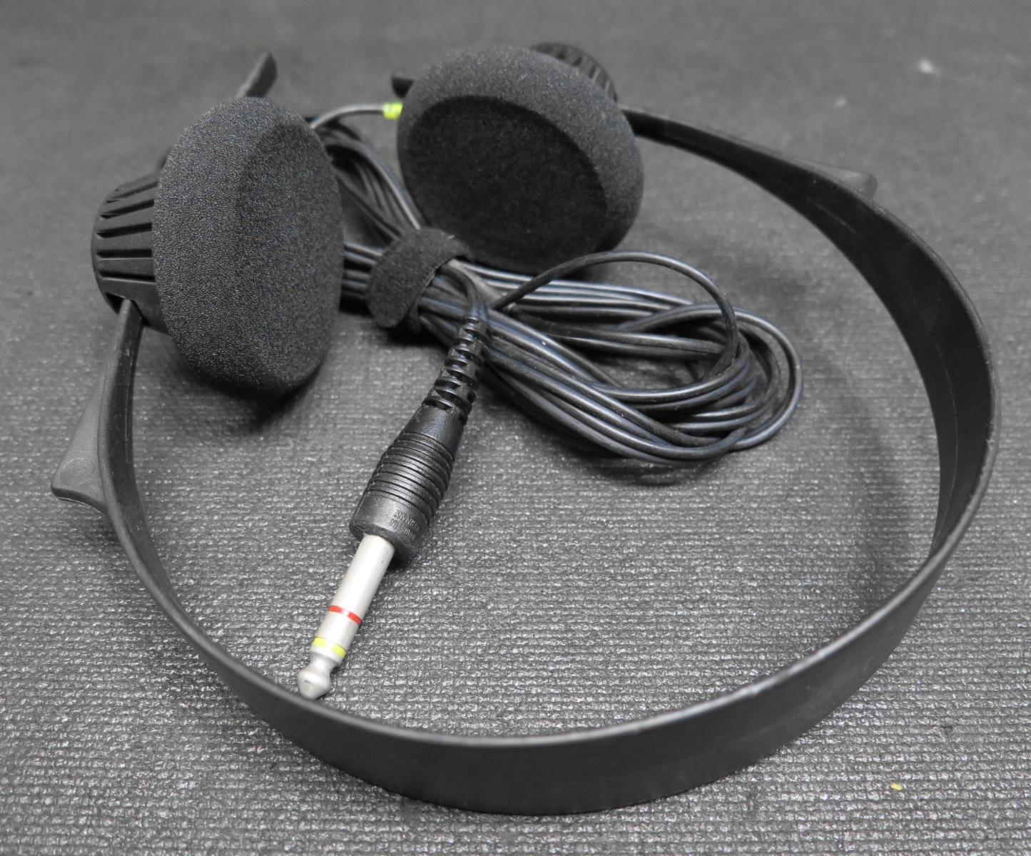Sennheiser HD 414 Headphones w/ new earpads - Vintage
