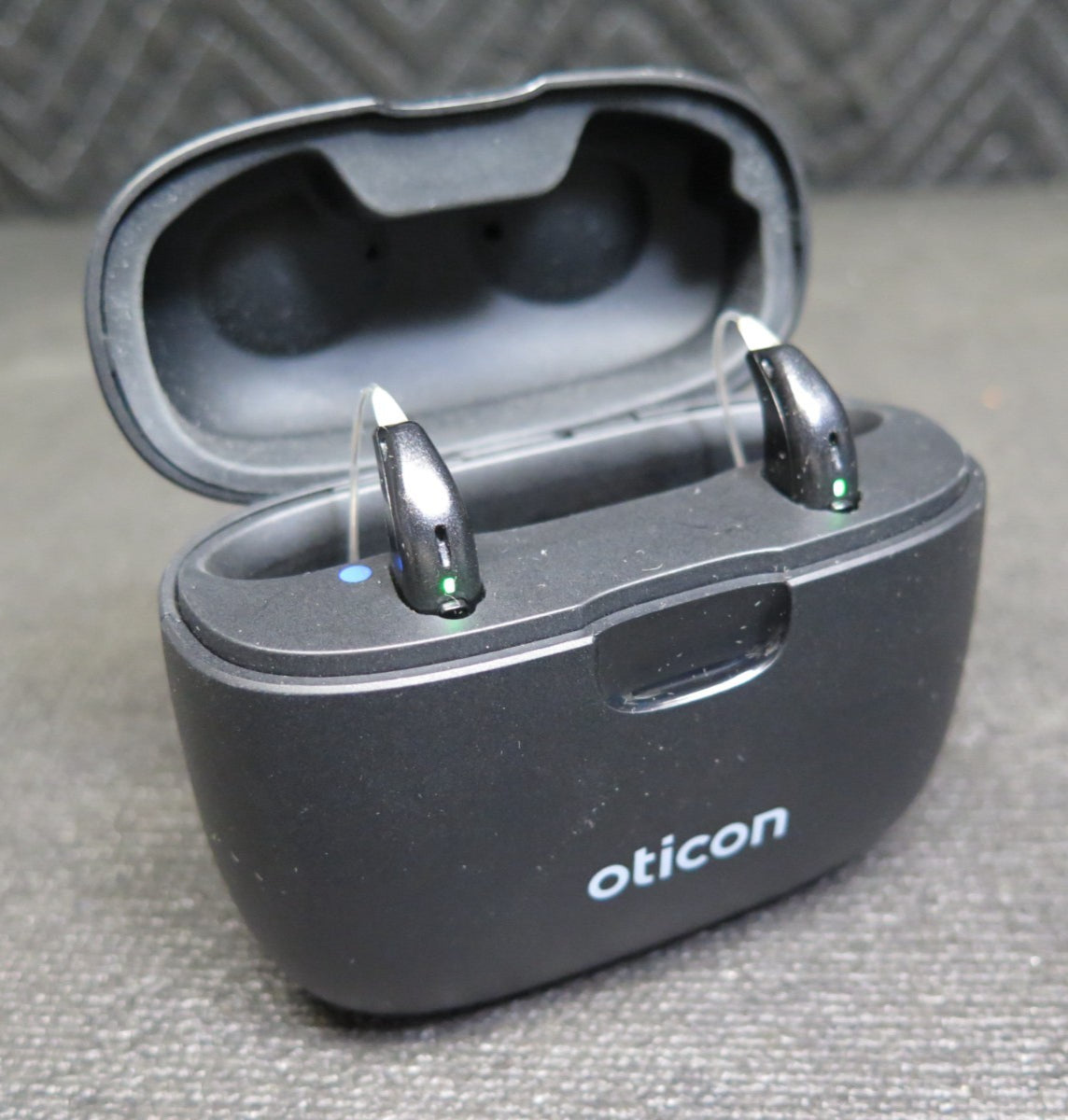 Oticon Real 1 miniRITE R Rechargeable Hearing Aids with Smart Charger - Black