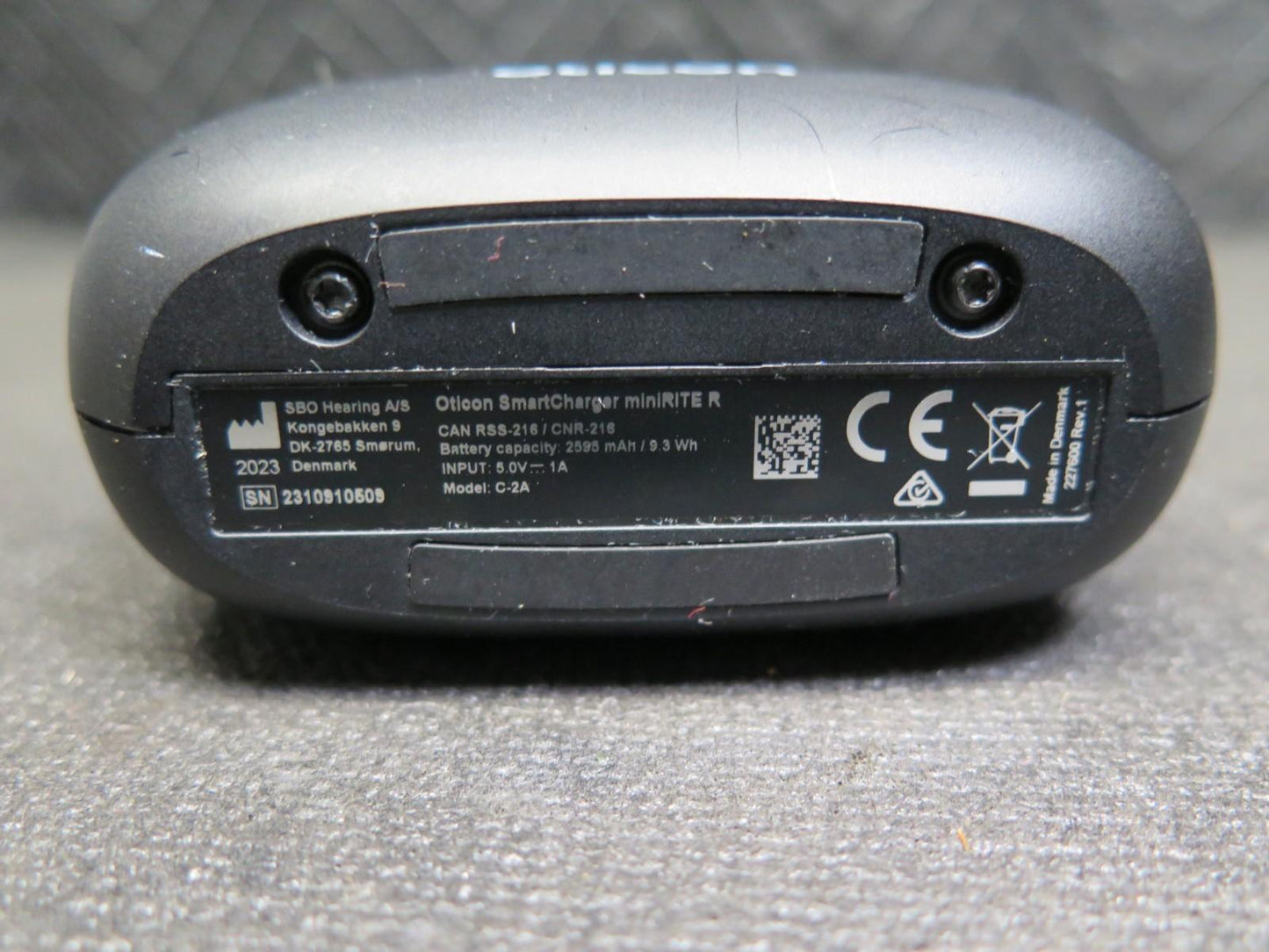 Oticon Real 1 miniRITE R Rechargeable Hearing Aids with Smart Charger - Black